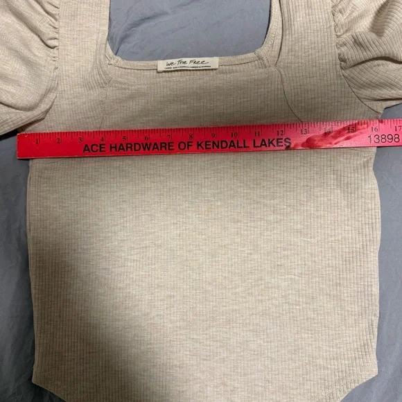 We The Free Ribbed Square Neck Top with Puffed Sleeves Tag Size L - Runs small - Picture 8 of 10
